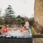 6 person inflatable hot tub